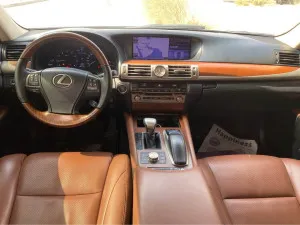 2013 Lexus LS 460