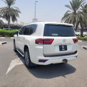 2022 Toyota Land Cruiser