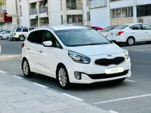 2014 Kia Carens