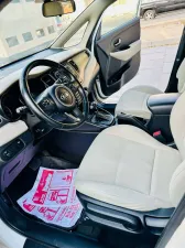 2014 Kia Carens