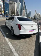 2021 كاديلاك سي تي ٤