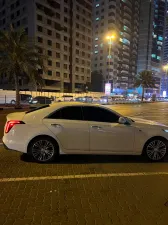 2021 كاديلاك سي تي ٤