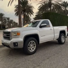2015 GMC Sierra in dubai