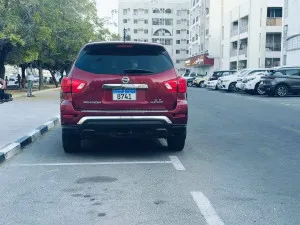 2018 نيسان باثفايندر 