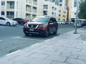 2018 نيسان باثفايندر 
