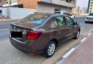 2019 رينو سيمبول