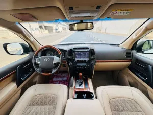 2015 Toyota Land Cruiser