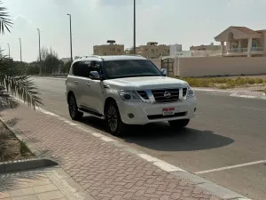 2015 نيسان باترول 