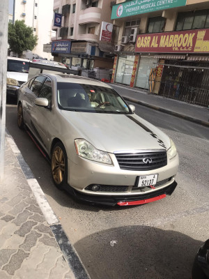 2007 Infiniti M37 in dubai