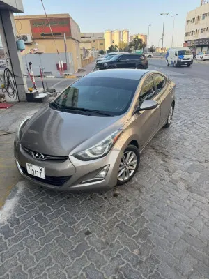 2015 هيونداي النترا