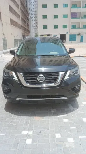 2017 Nissan Pathfinder in dubai