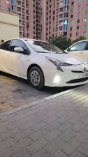 2017 Toyota Prius in dubai