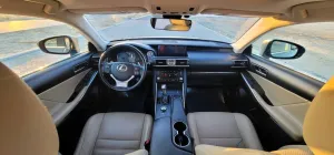 2017 Lexus IS