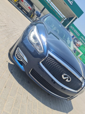 2018 Infiniti Q70