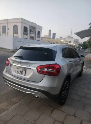 2016 مرسيدس-بنز GLA - جي ال اي