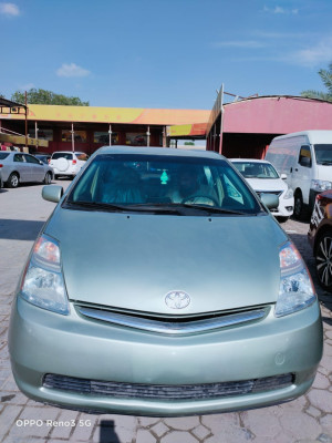 2009 Toyota Prius in dubai