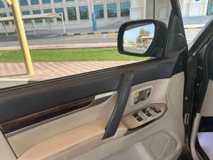2018 Mitsubishi Pajero