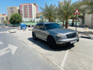2007 Infiniti FX35 in dubai