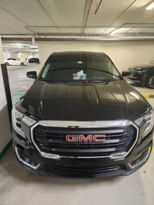 2022 جي أم سي ترين in dubai