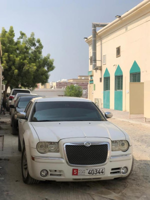 2006 Chrysler 300 in dubai