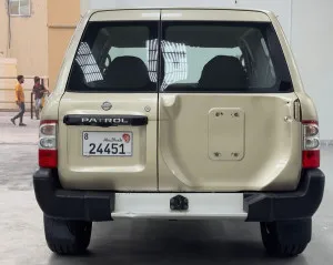 2003 نيسان بترول سوبر سفاري