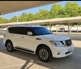 2012 نيسان باترول 