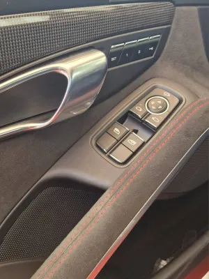 2024 Porsche Cayman