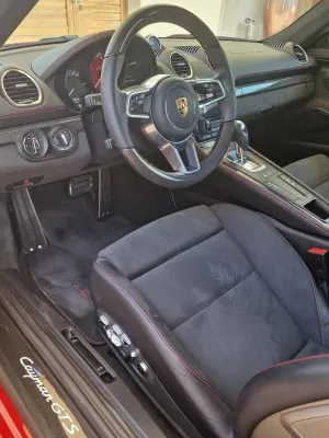 2024 Porsche Cayman