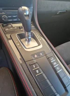 2024 Porsche Cayman