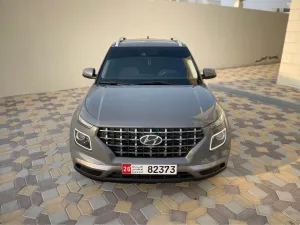 2021 هيونداي فينيو