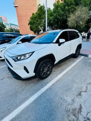 2023 تويوتا راف ٤ in dubai