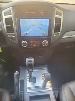 2022 Mitsubishi Pajero