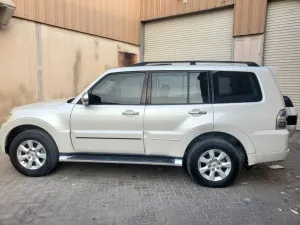 2022 Mitsubishi Pajero