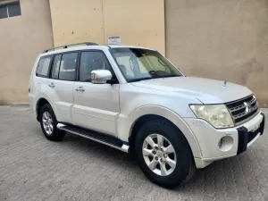 2010 Mitsubishi Pajero in dubai
