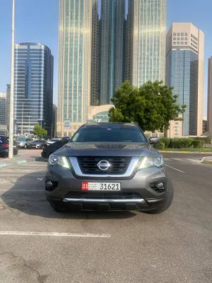 2020 Nissan Pathfinder in dubai