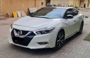 2016 Nissan Maxima in dubai