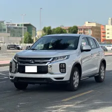 2020 ميتسوبيشي آي أس أكس