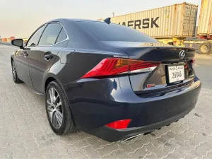 2019 Lexus IS