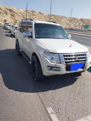 2020 Mitsubishi Pajero in dubai