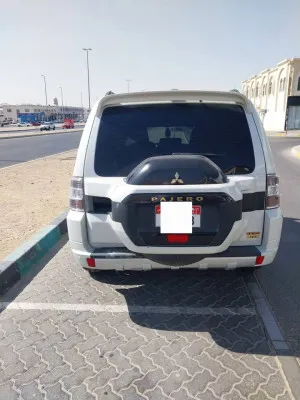 2020 Mitsubishi Pajero