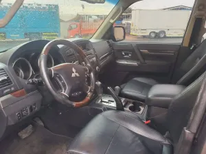 2013 Mitsubishi Pajero