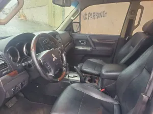 2013 Mitsubishi Pajero