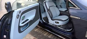 2025 رولز رويس سبيكتر