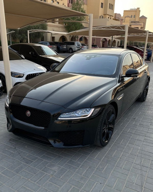 2018 Jaguar XF in dubai