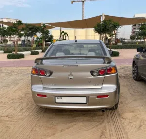 2015 ميتسوبيشي لانسر