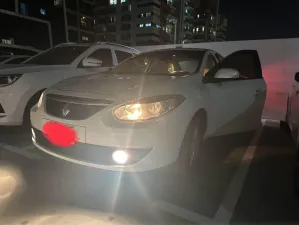 2013 Renault Fluence in dubai