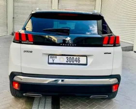 2018 بيجو ٣٠٠٨
