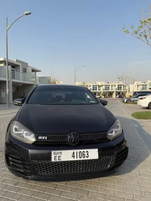 2011 فولجس فاجن جولف in dubai