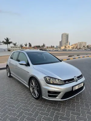 2016 فولجس فاجن جولف in dubai