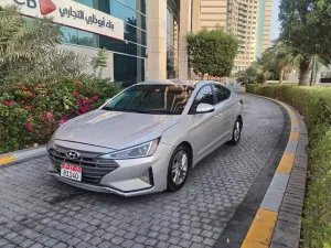 2019 هيونداي النترا